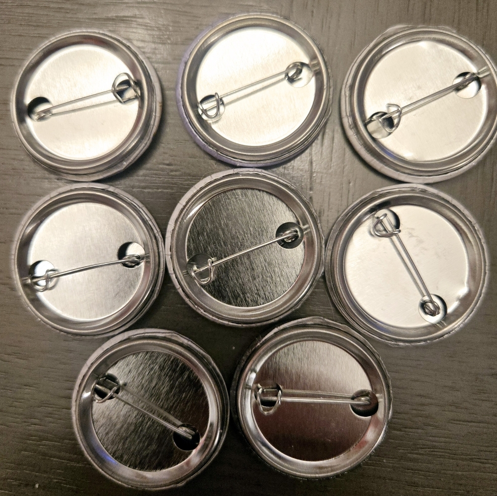 Friends tv themed mini buttons- set of 8 - Picture 2 of 2